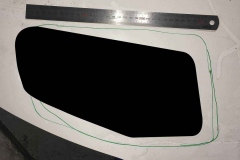 Yaris bonnet vent design